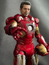 Side Show Hot Toys Iron Man