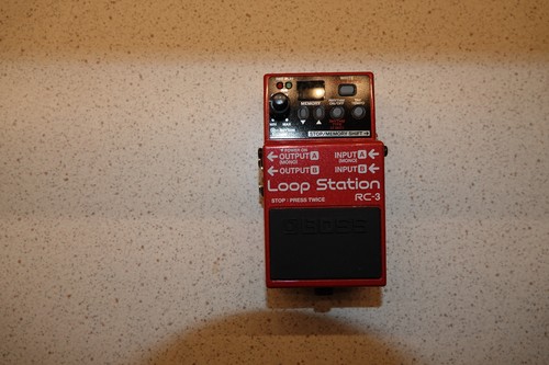 Boss loop station - station, pedal