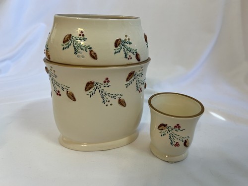 Colonial home candle holder - at,