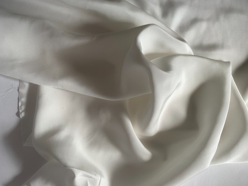 Heavy silk crepe - ,, 40