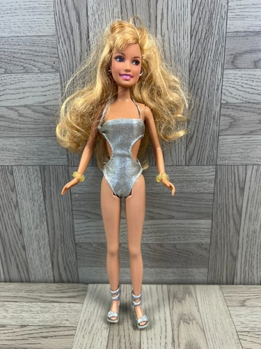 Vintage barbie 2001 silver - -,
