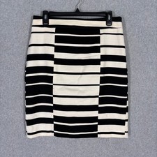 Ann Taylor Skirt 8P Cream Knee