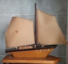 Original Vintage Wooden Yacht Boat Table Lamp. Twin Bulb. Bakelite. Ref: xahd.