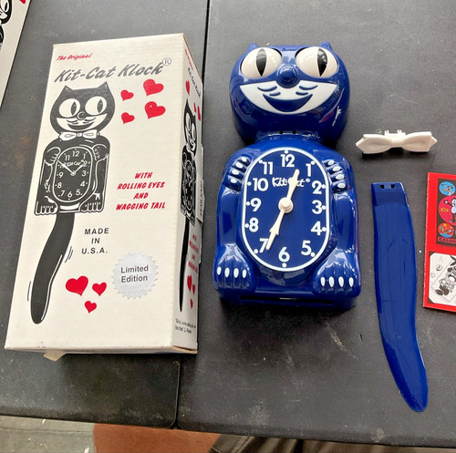 Kit cat klock galaxy blue - klock,