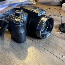 Panasonic DMC-FZ38 Camera with 18x Zoom Includes Camera Bag and Accessories
