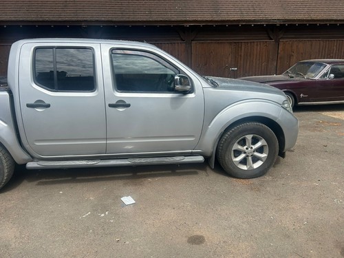Nissan navara - nissan,