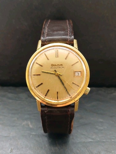 Bulova accutron quartz vintage - bulova,