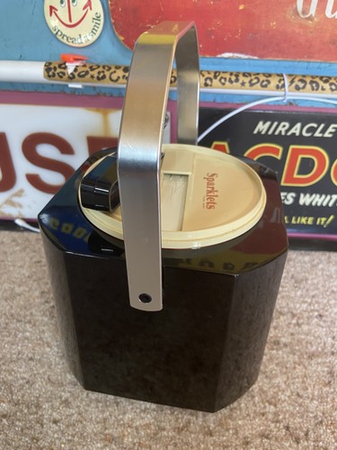 Vintage 1970 space age - vintage,