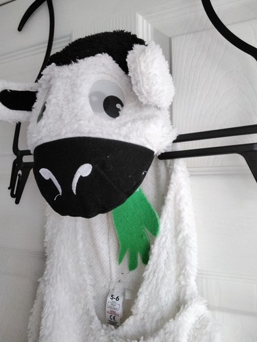 George sheep dressing - george, up