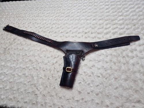 Western gun belt - gun, and