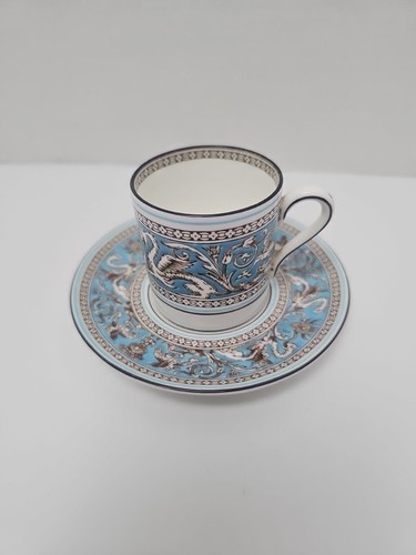 Wedgwood florentine bone - ,