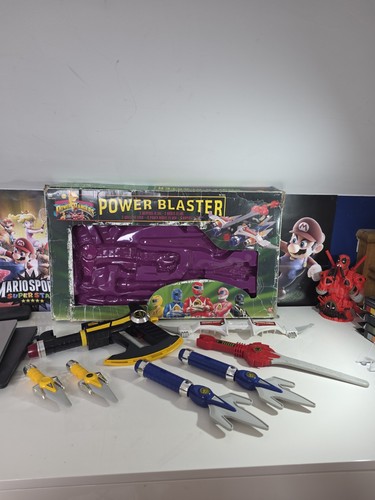 Mighty morphin power rangers - mighty,