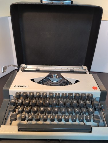 Vtg olympia traveller - traveller, luxe