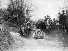 J P Ferguson, Triumph Gloria