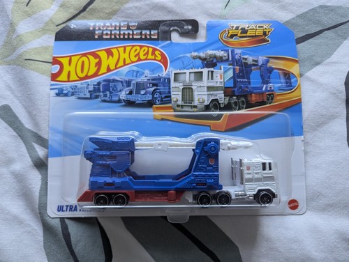 Hot wheels 2025 track fleet - track,