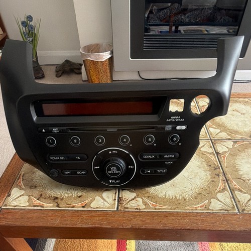 Honda jazz radio player - radio,