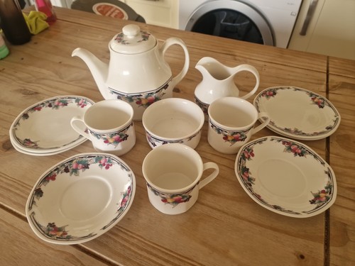 Royal doulton autumn glory - doulton,