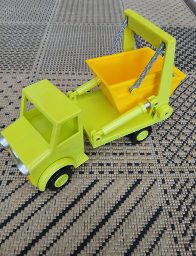 Bob the builder vehicle skip - -,