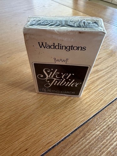 Waddingtons qe2 silver jubilee - qe2,