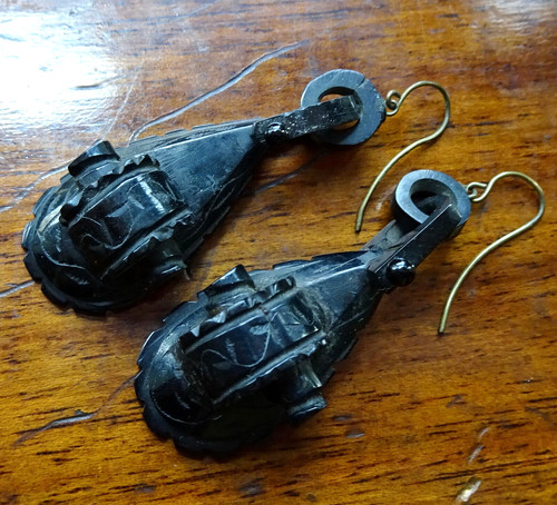 Antique victorian whitby jet - victorian,