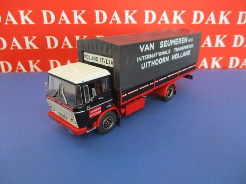 Die cast action - cast, figure