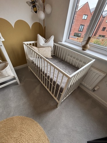 Baby cot bed - cot, mattress