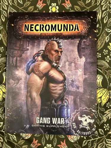 Warhammer 40k necromunda gang - warhammer,