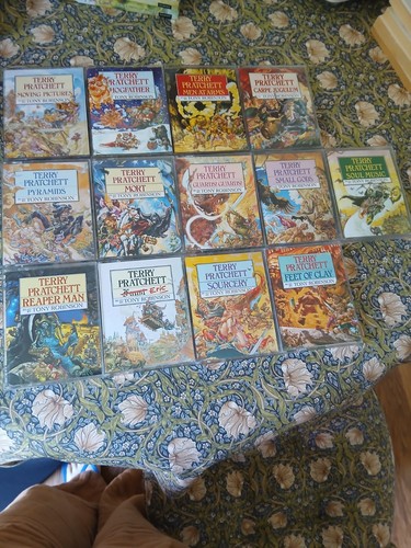 X13 discworld terry pratchett - terry,