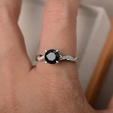 Black Onyx 2CT Round Gemstone