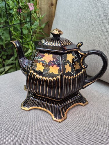 Beautiful jackfield teapot - beautiful,