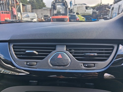 2015 vauxhall corsa - e, front