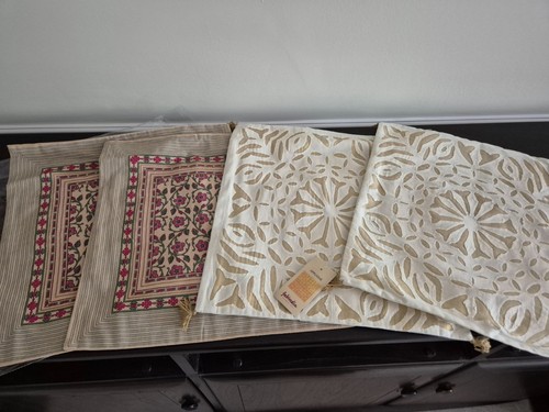 Set four cushion - set, of