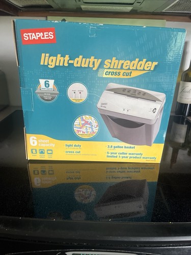 Staples sheet cross cut - 6-sheet,