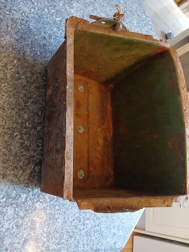 Classic mini battery - tray, used