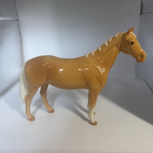 Beswick huntsmans horse - “huntsmans”,