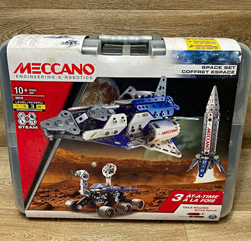 Meccano engineering robotics - meccano,