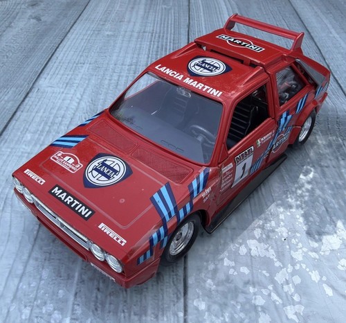 Bburago lancia delta - delta, s4