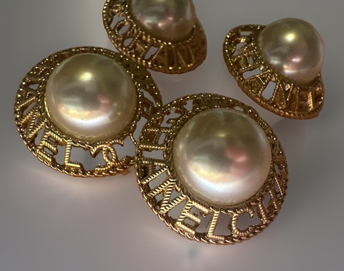 Large vintage chanel - large,