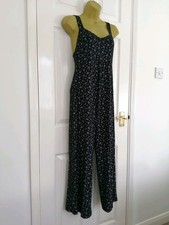 BOOHOO Size 10 Black Ditsy Floral Strappy Jumpsuit Soft Viscose Jersey Stretch