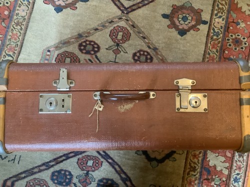 Vintage brown suitcase - suitcase, /