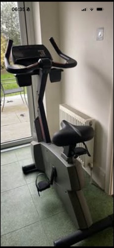Life fitness upright cycle c19 - life,