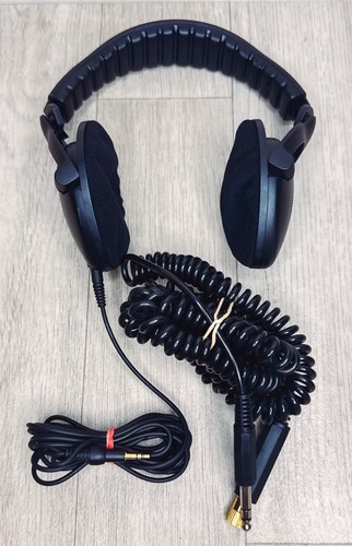 Sennheiser studio headphones - studio,