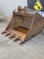 GEITH 48INCH / 4 FOOT  BUCKET WITH TEETH ON 65 MM PINS / TO FIT 13TON EXCAVATORS