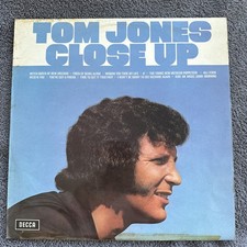 TOM JONES - Close Up - VINYL