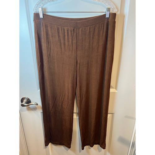 Chico women travelers - women, slinky