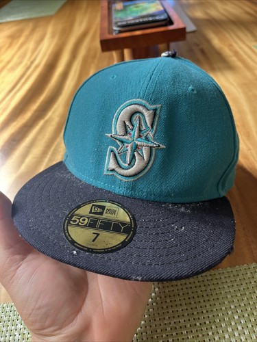 New era fifty - dog, ear