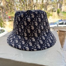 DIOR Teddy-D Oblique Bucket