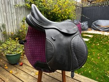 Kent and Masters 16.5" MW High Wither Compact GP saddle, black - Excellent cdn