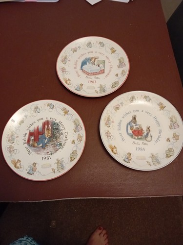 Peter rabbit christmas plates - rabbit,