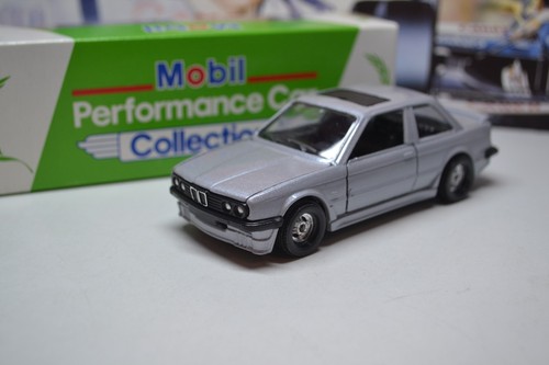Corgi mobil collection - /,